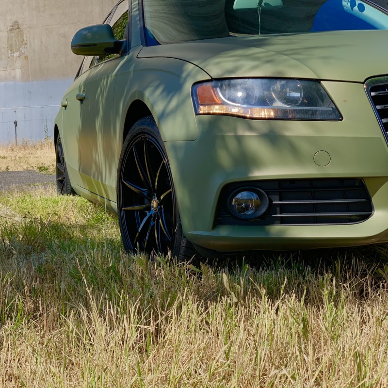 Deontae34's Audi A4